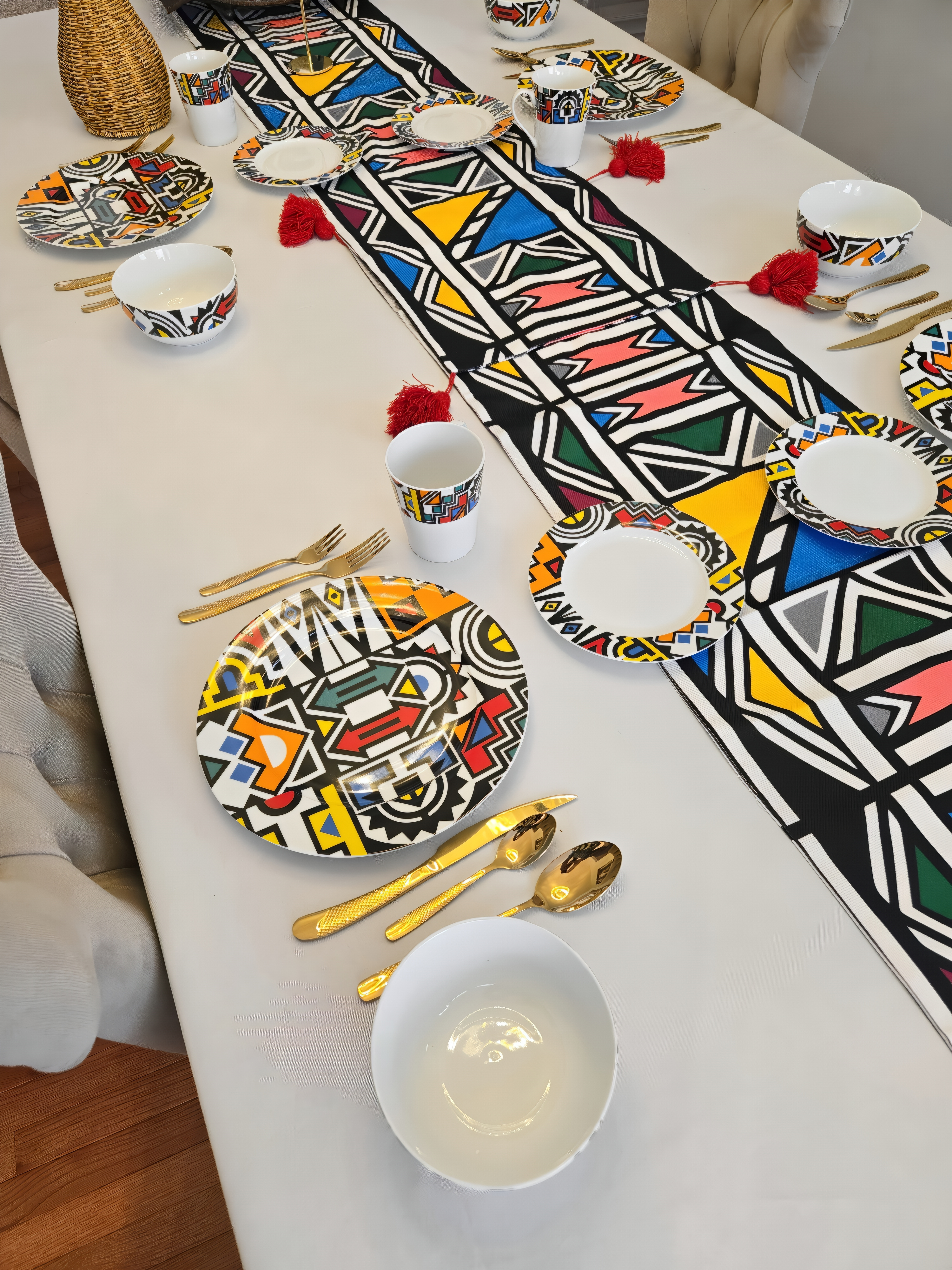 Ndebele Porcelain (16pcs SET)