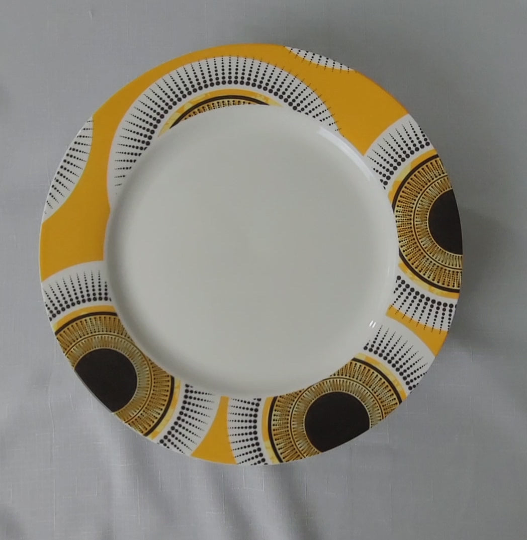 African Art Dinnerware, African Art plates. Artisitic dinning